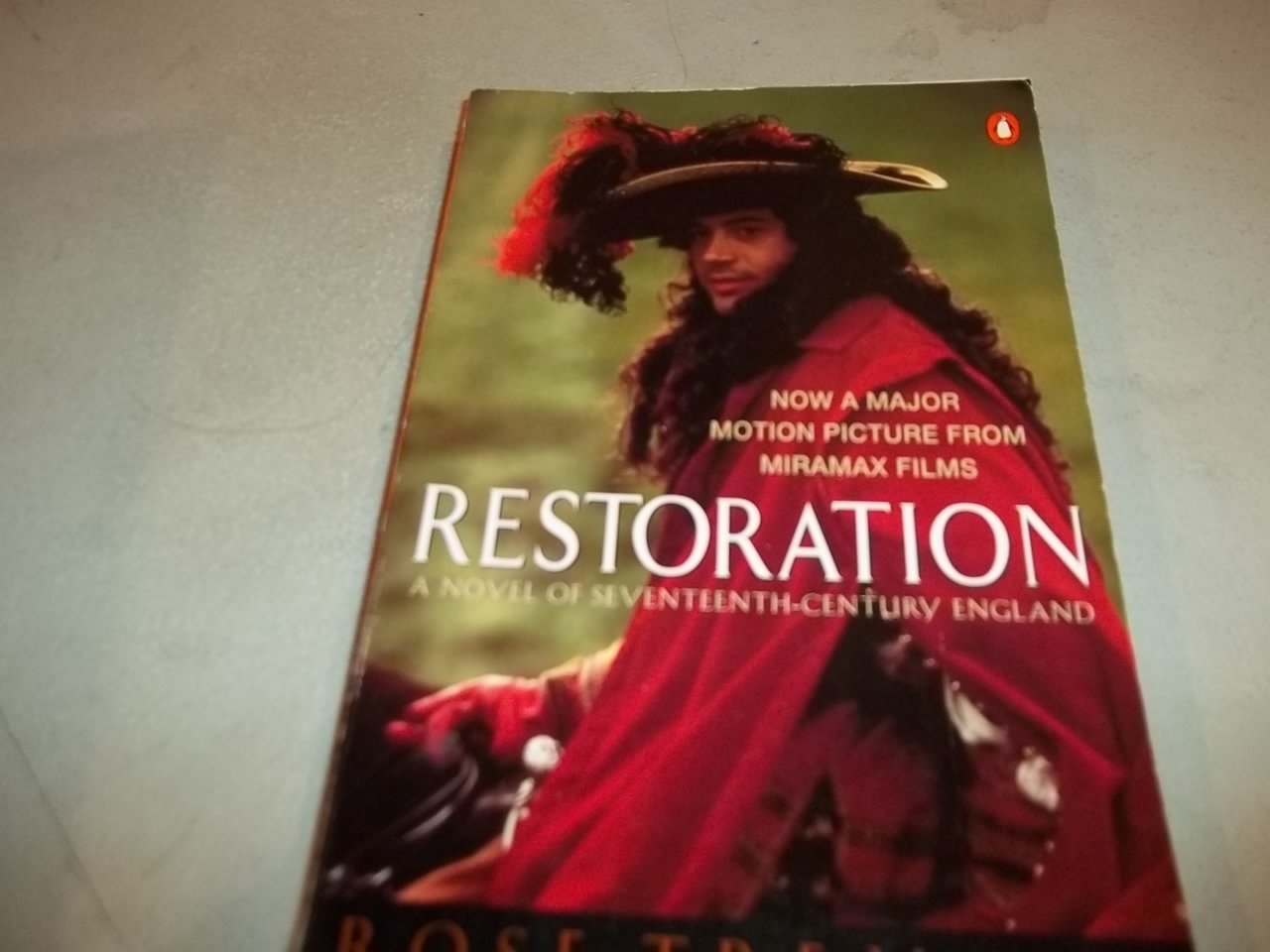 Restoration: A Novel of Seventeenth-Century England (Tie-In Edition)