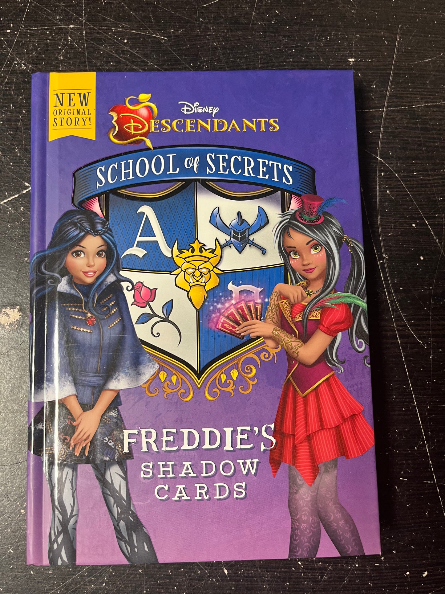 Descendants School of Secrets: Freddie's Shadow Cards