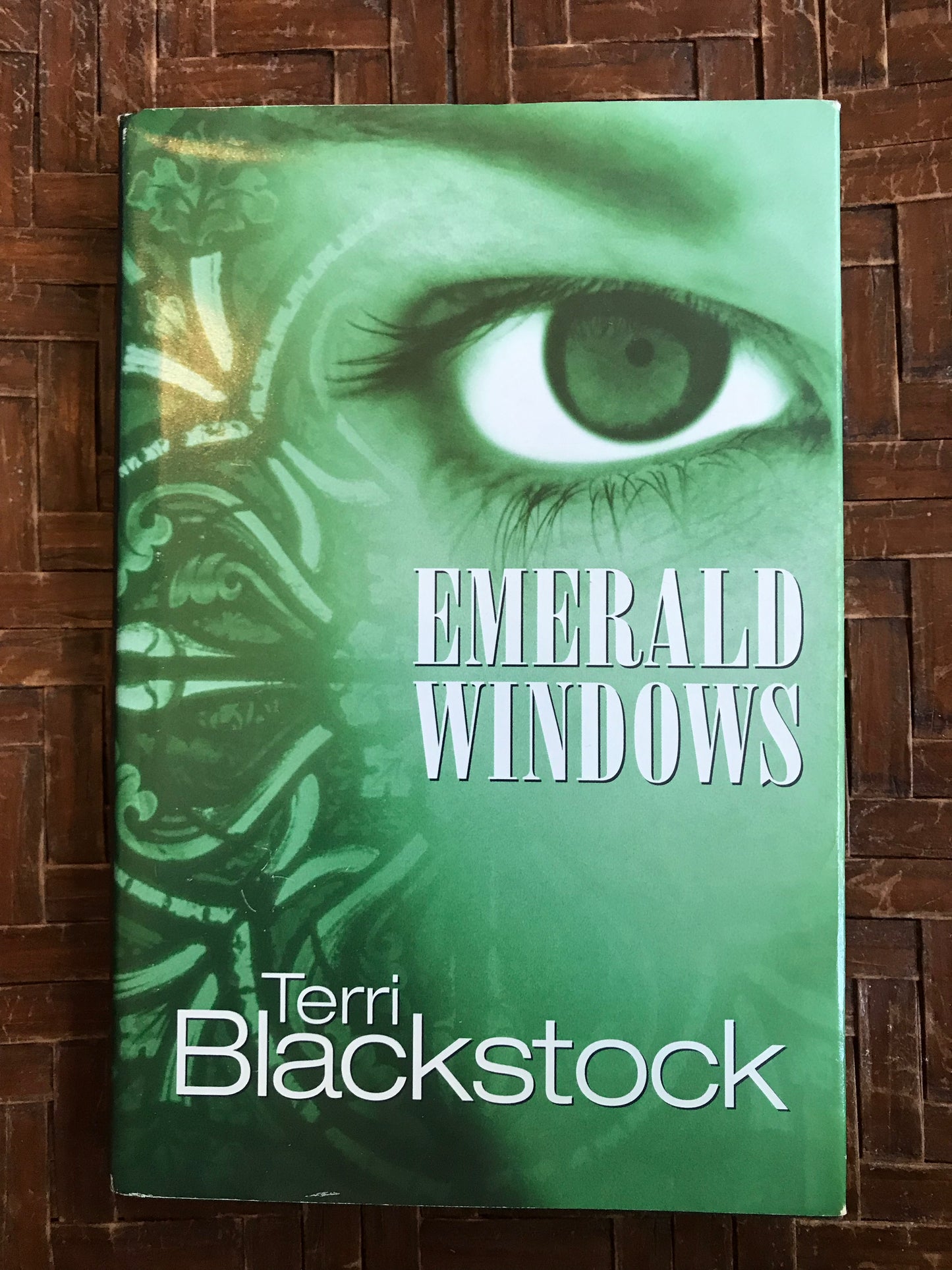 Emerald Windows