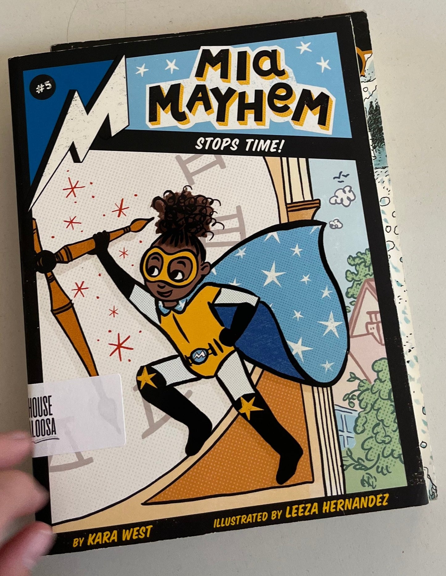Mia Mayhem Stops Time!
