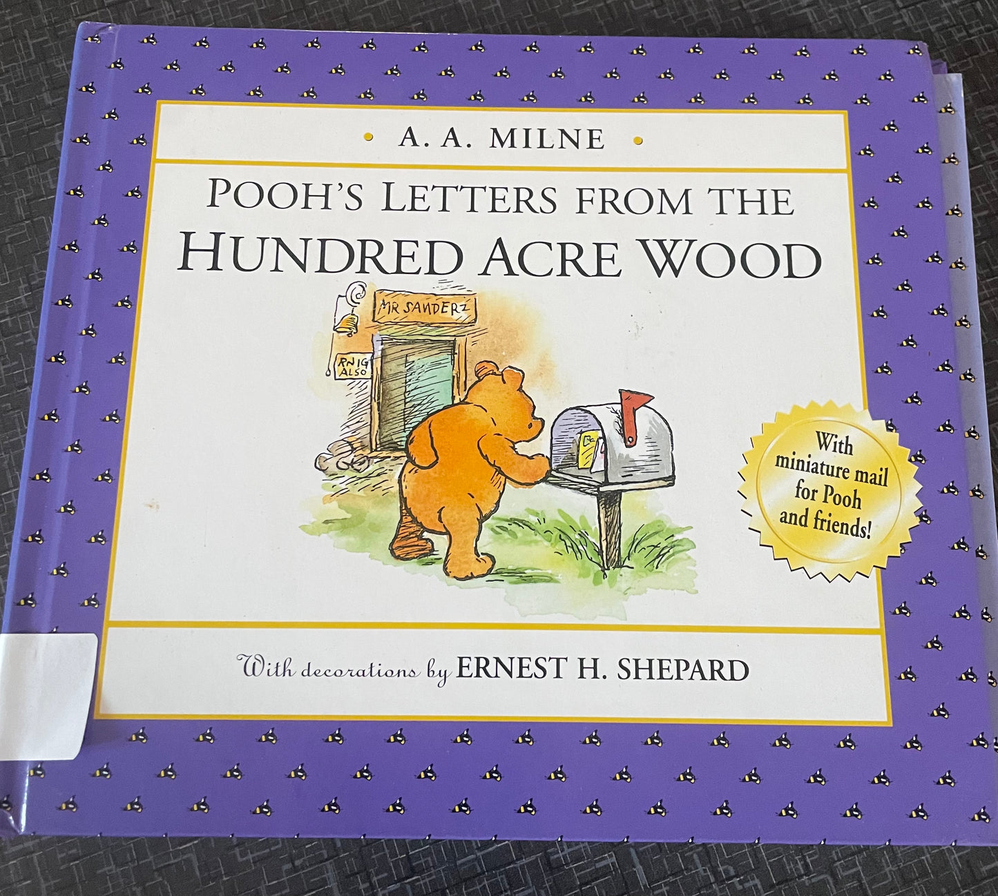 Pooh's Letters from the Hundred Acre Wood