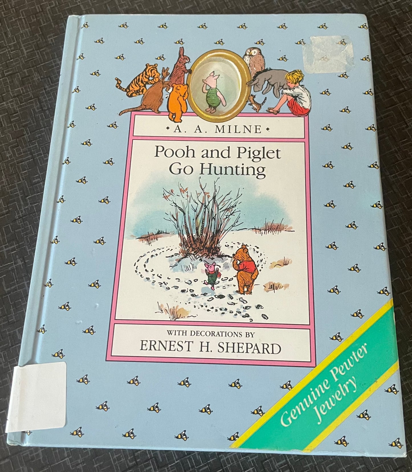 Pooh and Piglet Go Hunting Jewelry Book