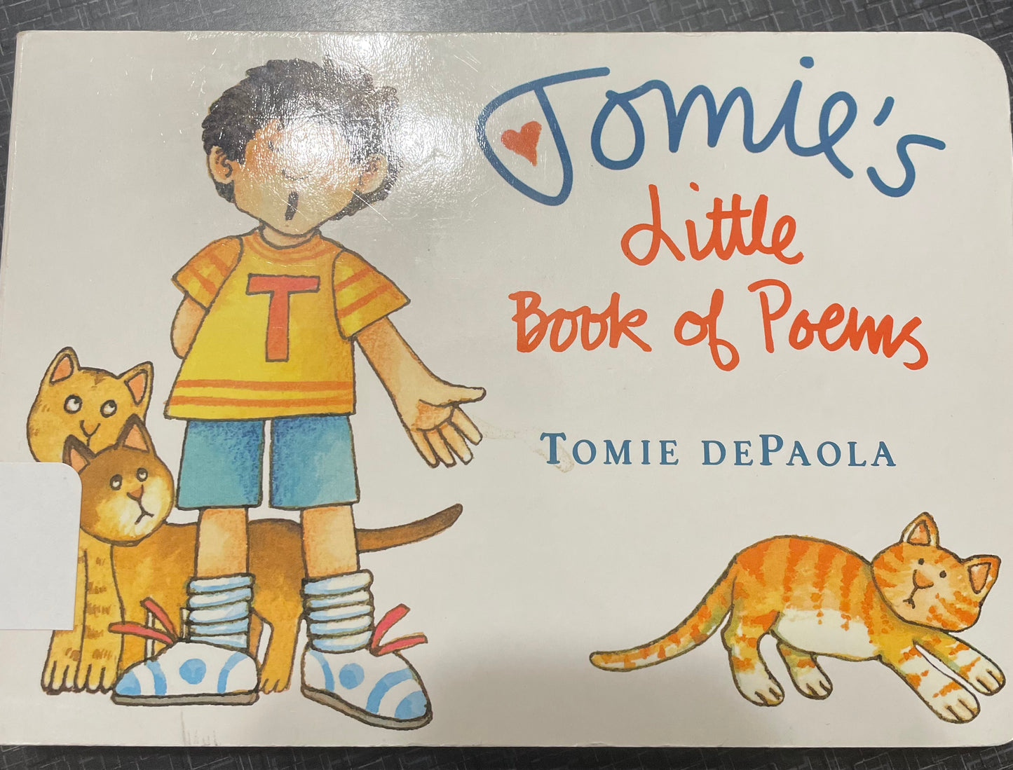 Tomie's Little Book of Poems