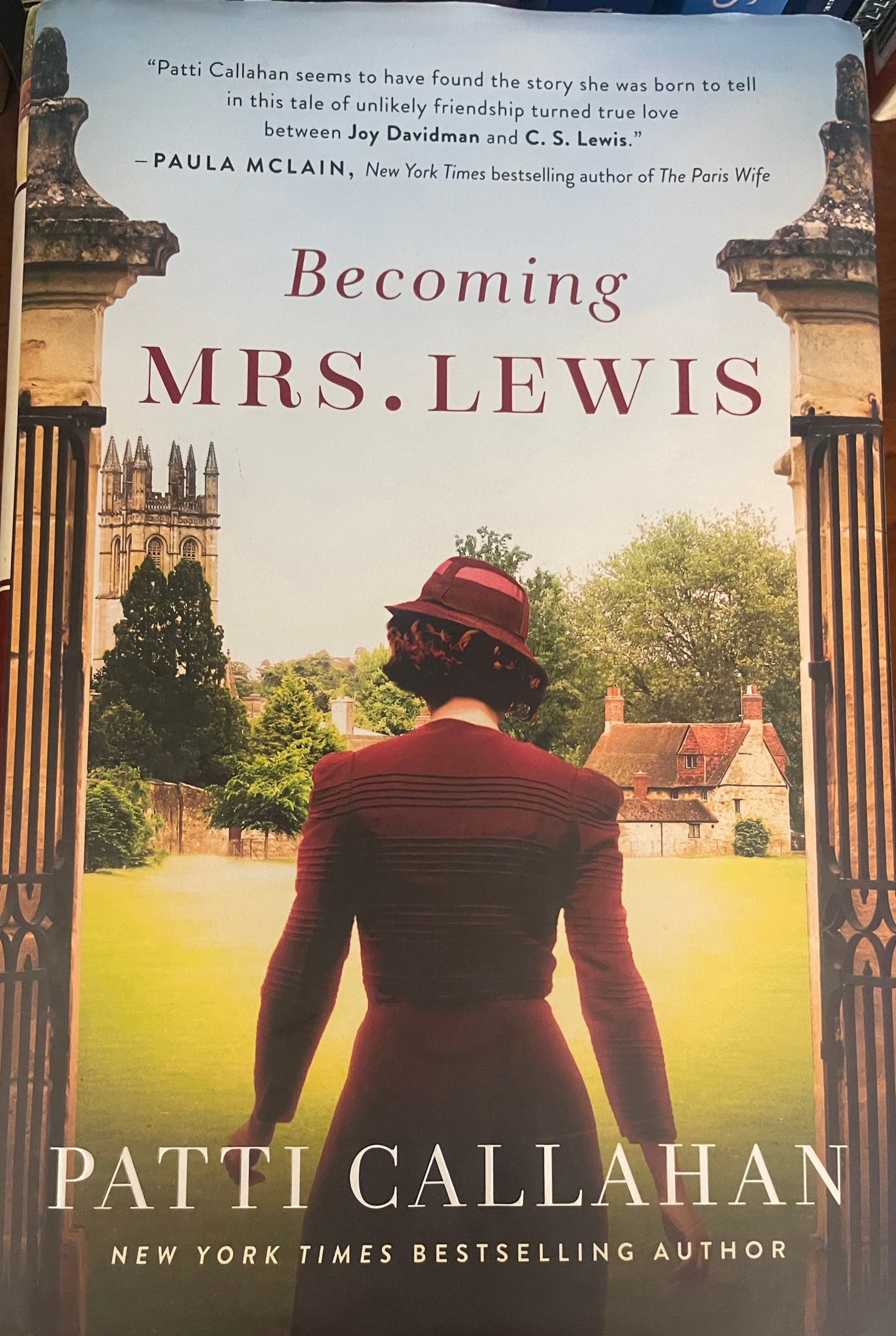Becoming Mrs. Lewis: The Improbable Love Story of Joy Davidman and C. S. Lewis
