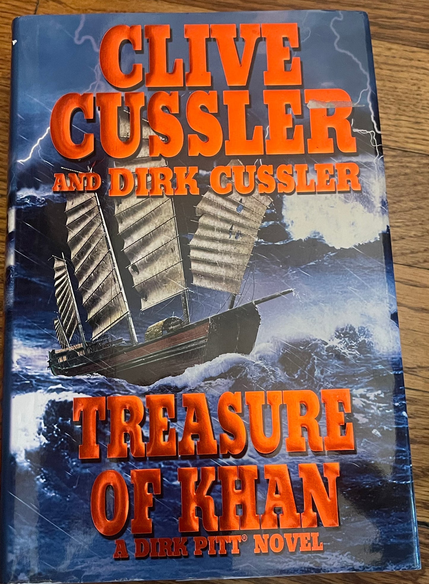 Treasure of Khan (Dirk Pitt Adventure)
