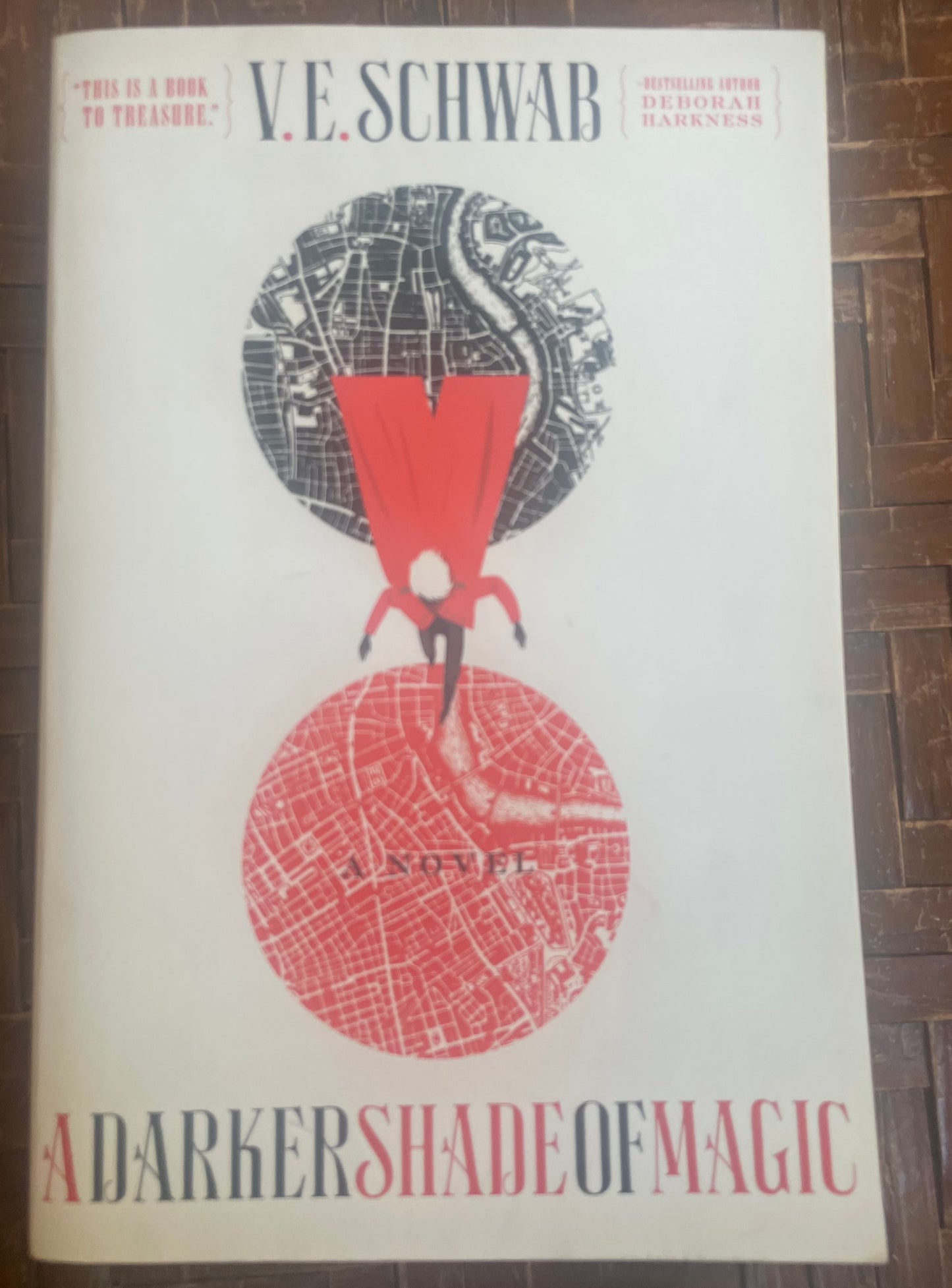 Darker Shade of Magic: A Novel, A