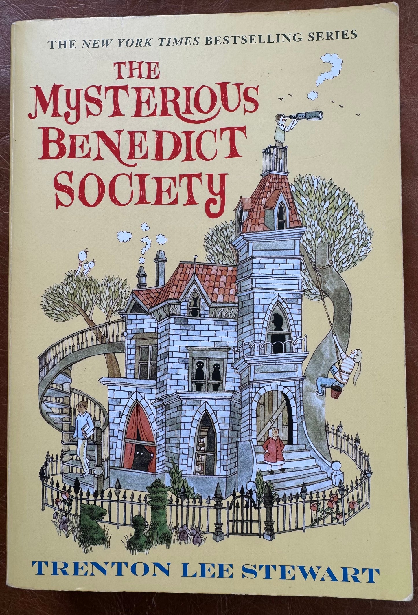The Mysterious Benedict Society (Book 1)