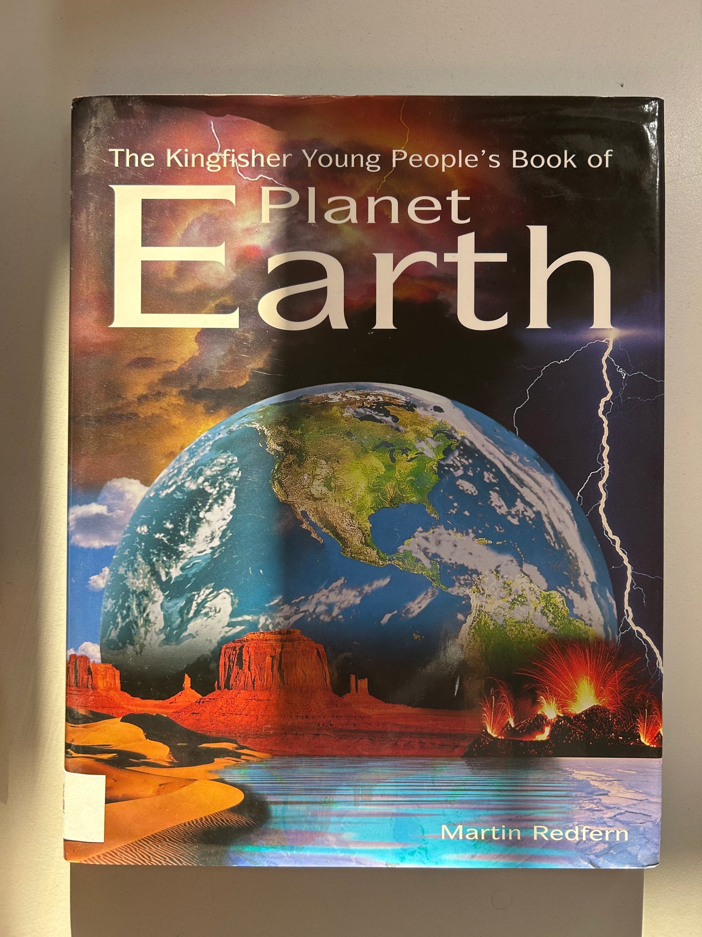 Kingfisher Young People's Book of Planet Earth (Kingfisher Book Of), The