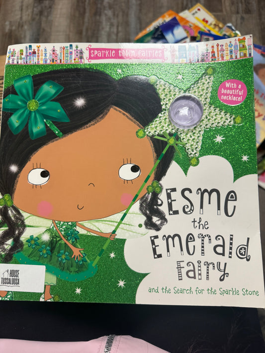 Esme the Emerald Fairy and the Search for the Sparkle Stone