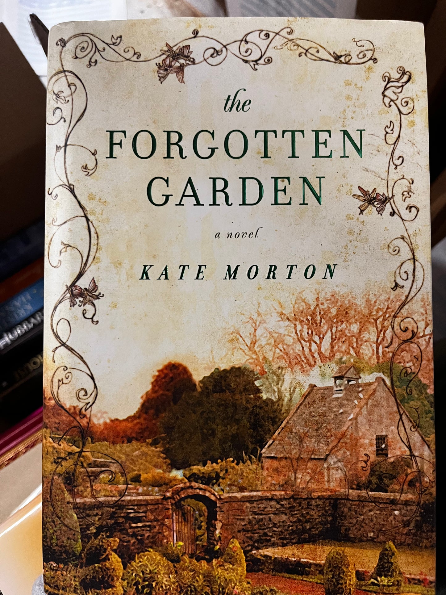 Forgotten Garden: A Novel, The