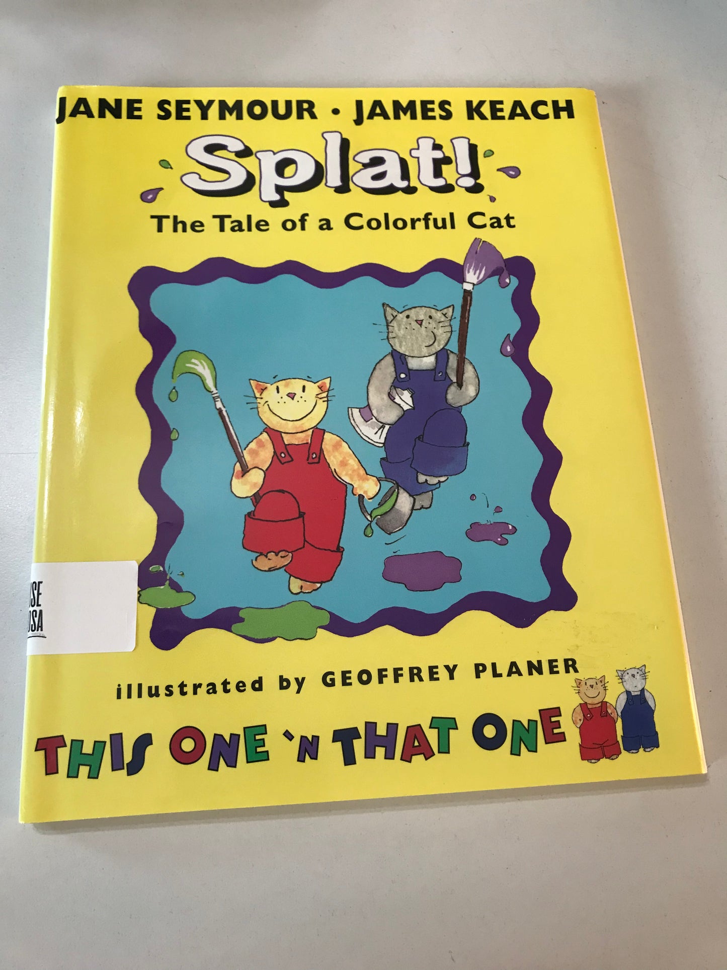 SPLAT! THE TALE OF A COLORFUL CAT.