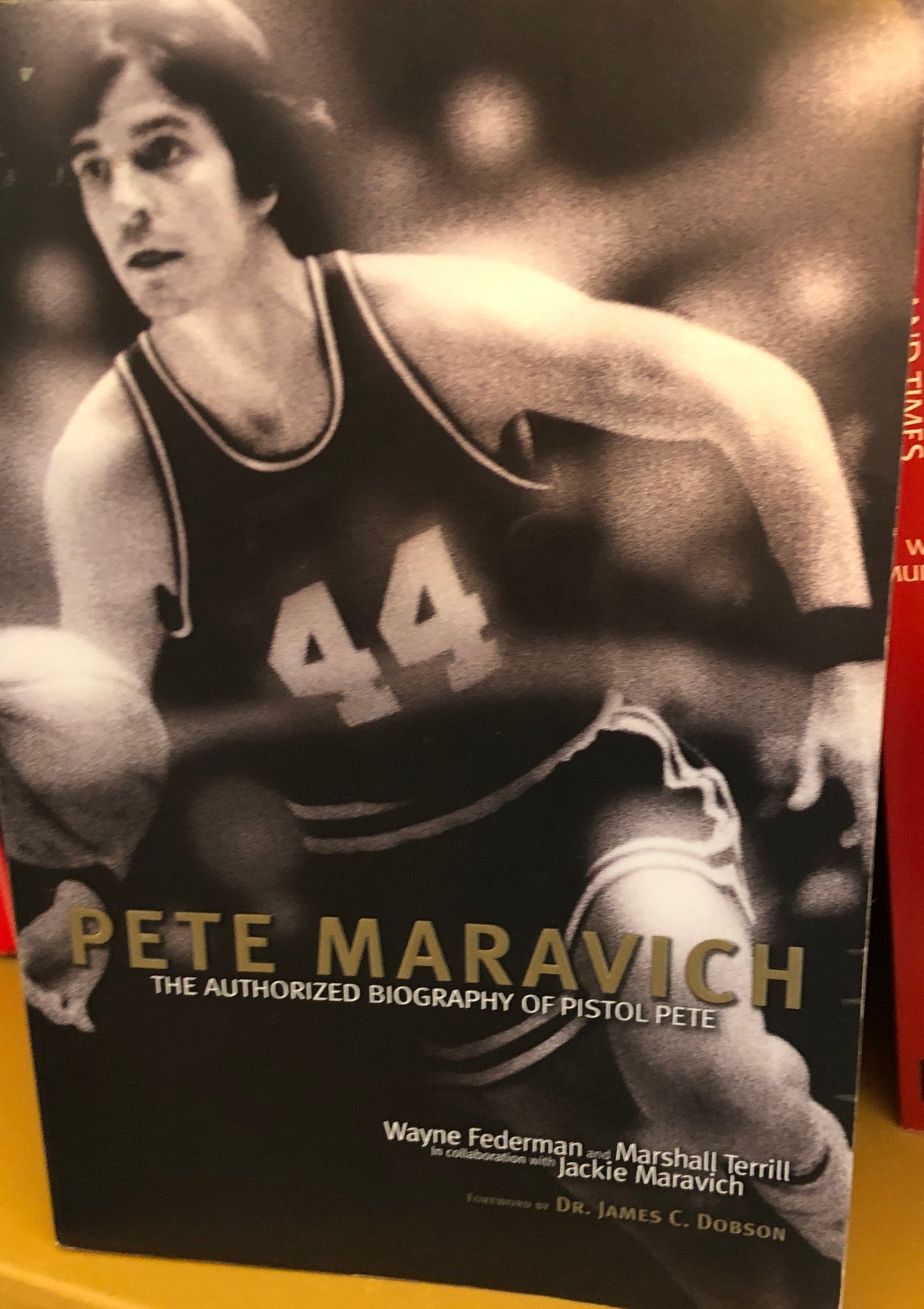 Pete Maravich: The Authorized Biography of Pistol Pete