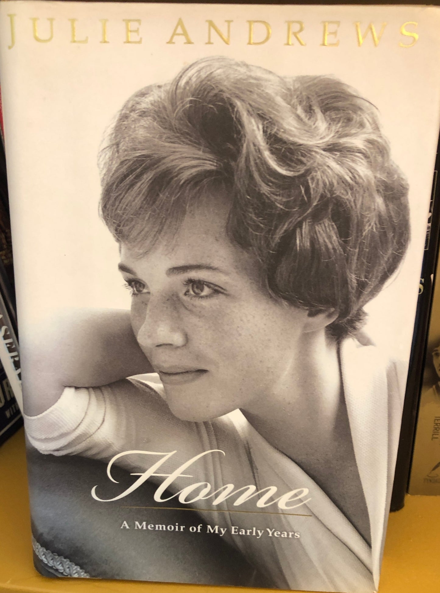 Home: A Memoir of My Early Years