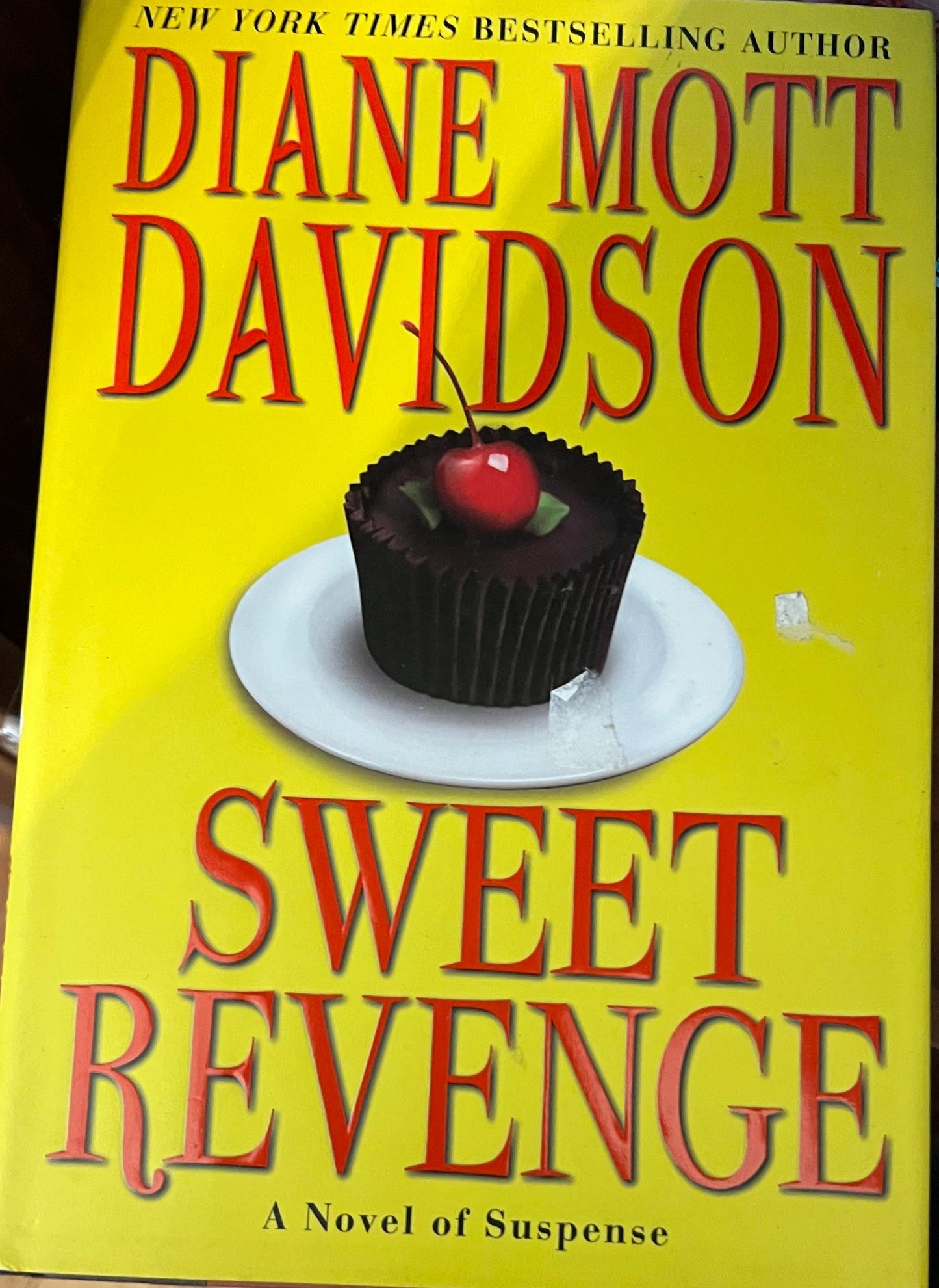 Sweet Revenge (Goldy Culinary Mystery, Book 14)