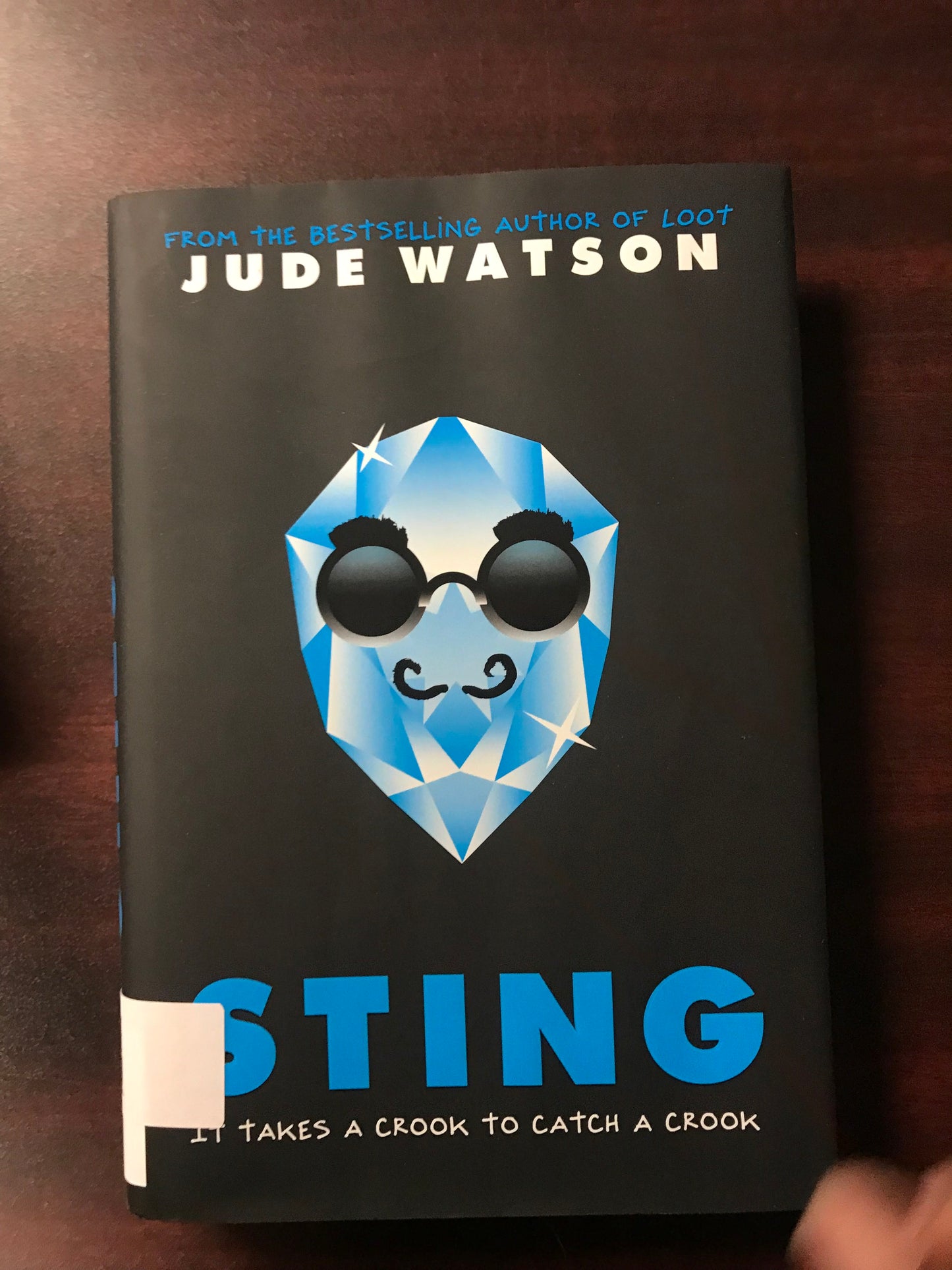 Sting: A Loot Novel