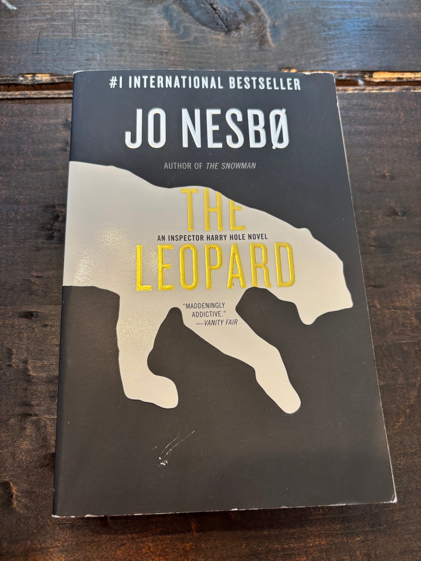 Leopard: An Inspector Harry Hole Novel (Vintage Crime/Black Lizard), The