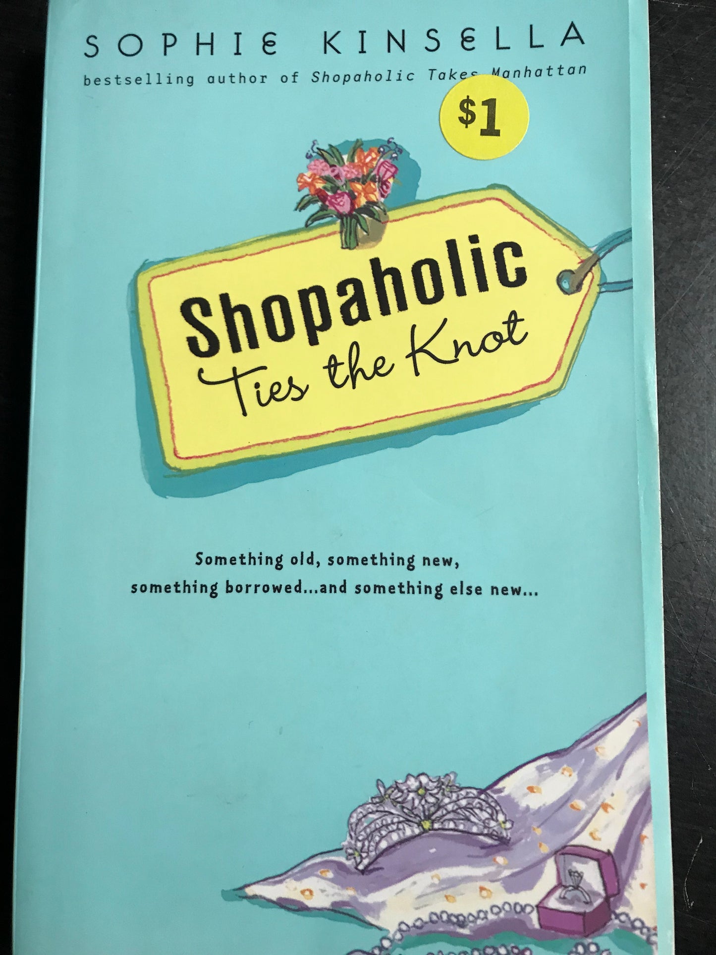 Shopaholic Ties the Knot (Shopaholic, No 3)