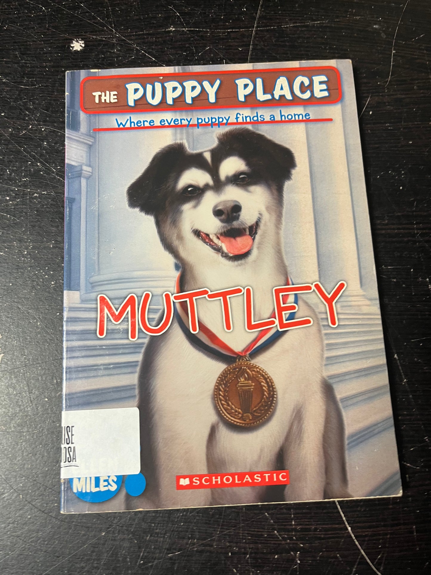 The Puppy Place: Muttley