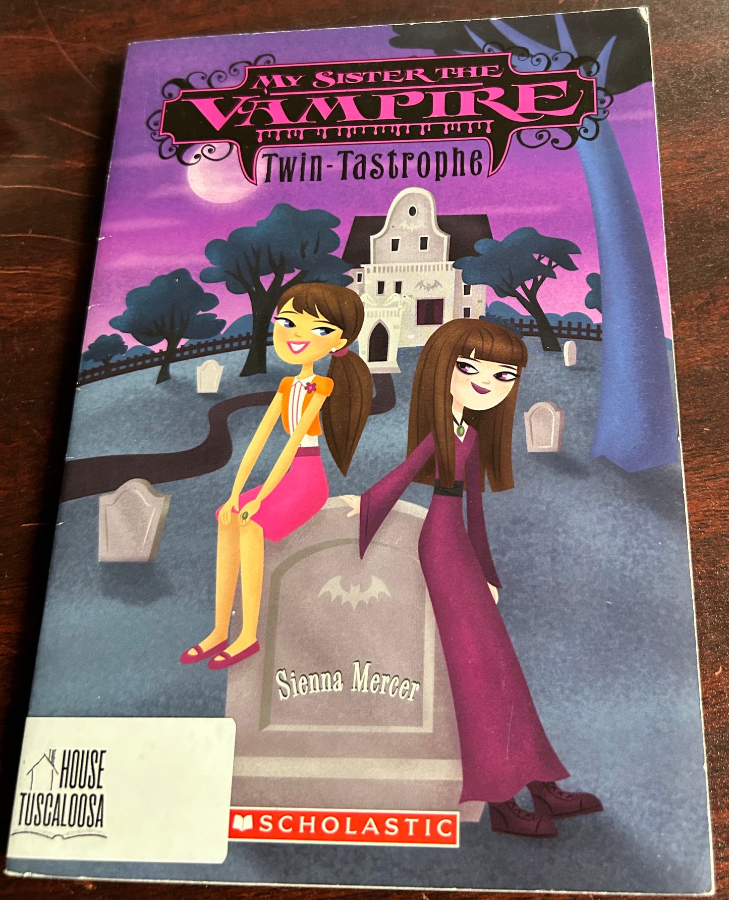 My Sister the Vampire: Twin-tastrophe