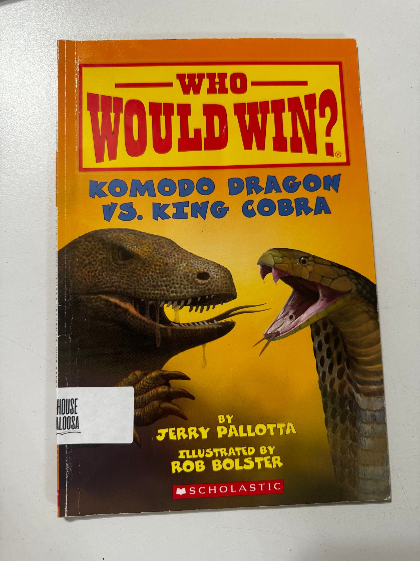 Komodo Dragon Vs. King Cobra (Who Would Win?)